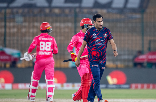 Islamabad United seal win over Karachi Kings in HBL PSL 11