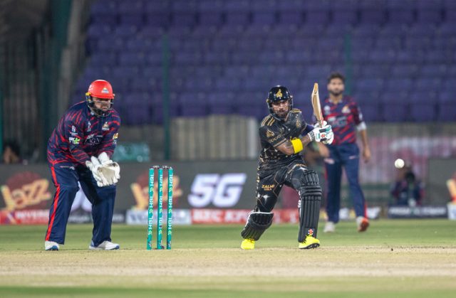 Ton-up Mendis guides Peshawar Zalmi to victory over Karachi Kings in HBL PSL 11