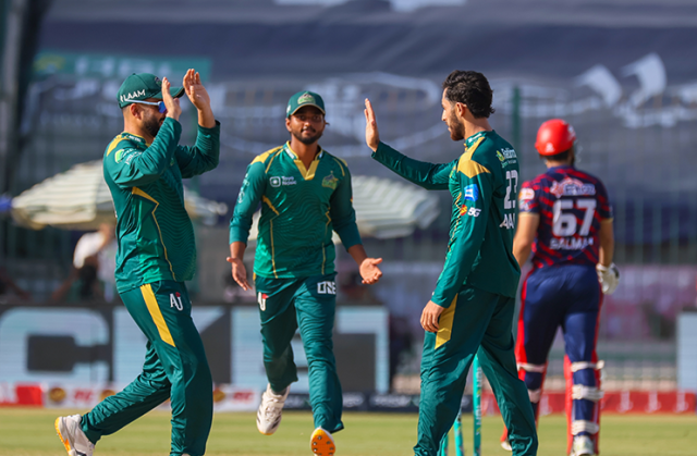 Multan Sultans Edge Past Spirited Karachi Kings in HBL PSL 11